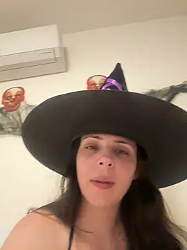 Lady LauraRose online show from 11/01/25, 01:56