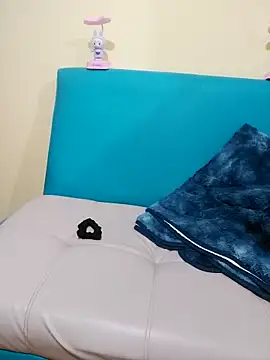 Miss-tetas online show from 02/06/26, 03:35