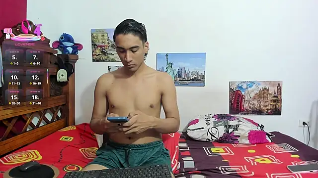 Roxana Tony online show from 11/30/25, 02:45