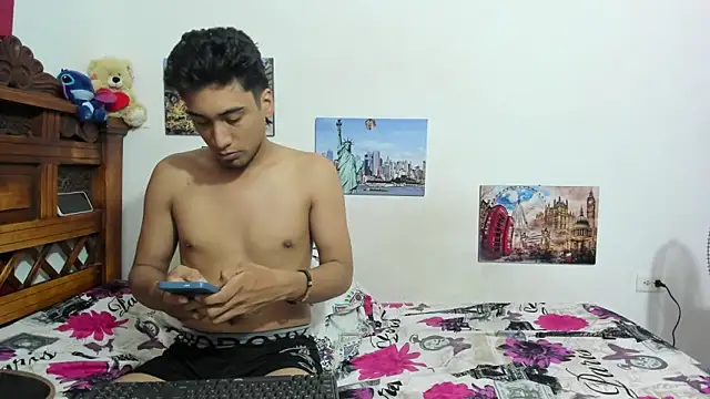 Roxana Tony online show from 03/28/26, 02:01