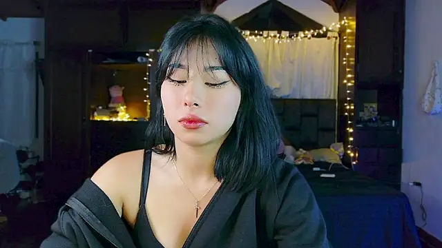 Shisuku Sophi online show from 04/28/26, 01:48