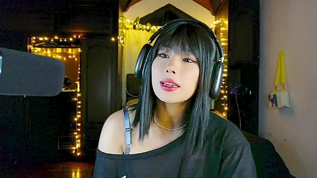 Shisuku Sophi online show from 02/12/26, 05:29