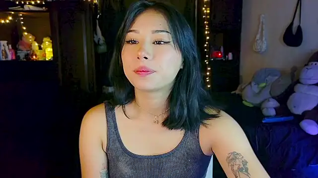 Shisuku Sophi online show from 05/22/26, 04:43