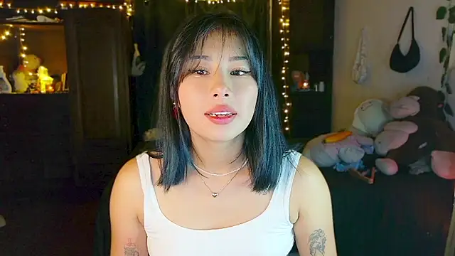 Shisuku Sophi online show from 05/17/26, 05:40