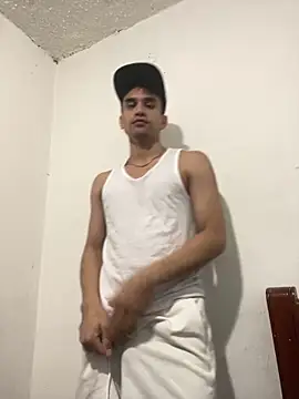 Camachito332 online show from 03/20/26, 04:30