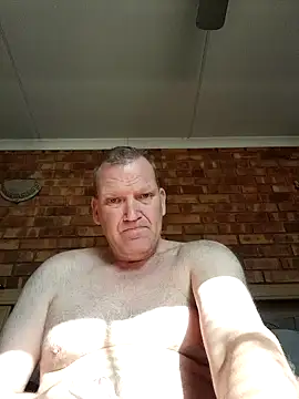 Snapshot of wallacelegend chatting on 09/23/25, 05:47 wallacelegend online show from 09/23/25, 05:47