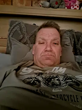 Snapshot of wallacelegend chatting on 09/11/25, 05:18 wallacelegend online show from 09/11/25, 05:18