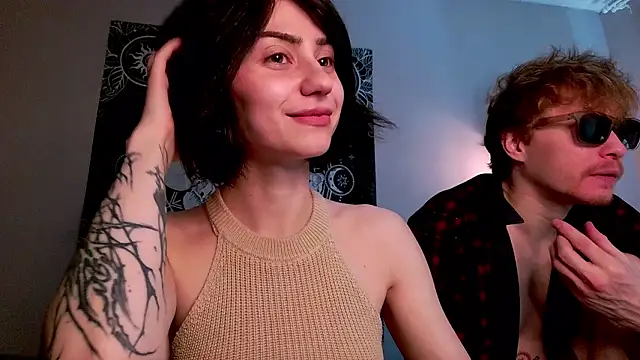 Snapshot of poisondevotion chatting on 03/03/26, 10:11 poisondevotion online show from 03/03/26, 10:11