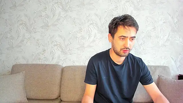 sophywhisper online show from 01/14/26, 06:17