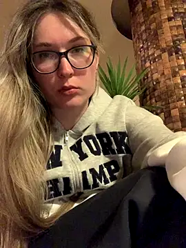 Jugira online show from 11/15/25, 08:35