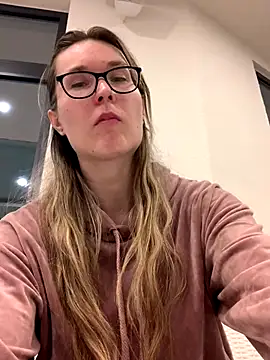 Jugira online show from 11/03/25, 07:39