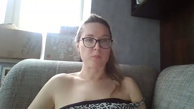 Jugira online show from 06/12/26, 04:16
