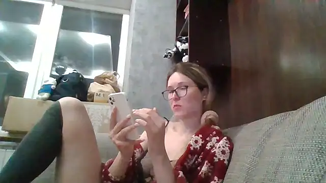Snapshot of Jugira chatting on 04/21/26, 10:38 Jugira online show from 04/21/26, 10:38