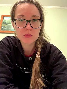 Jugira online show from 10/14/25, 03:34