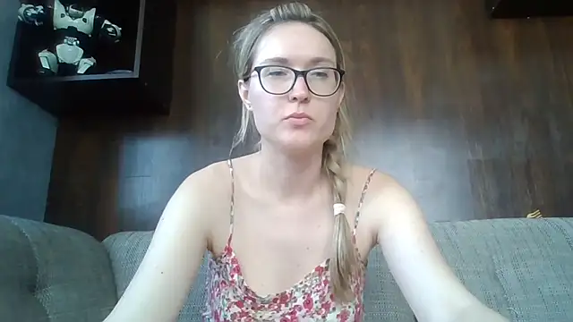 Snapshot of Jugira chatting on 05/27/26, 02:13 Jugira online show from 05/27/26, 02:13