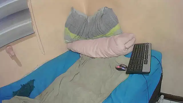 Snapshot of BigSexyEbony chatting on 10/24/25, 10:31 BigSexyEbony online show from 10/24/25, 10:31