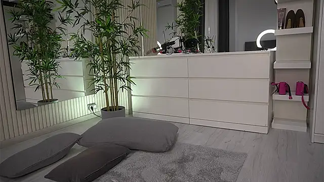 EmmaBlanco online show from 04/02/26, 05:14