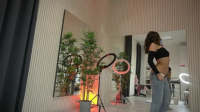 EmmaBlanco online show from 09/25/25, 07:31