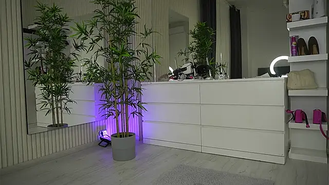 EmmaBlanco online show from 04/01/26, 05:31