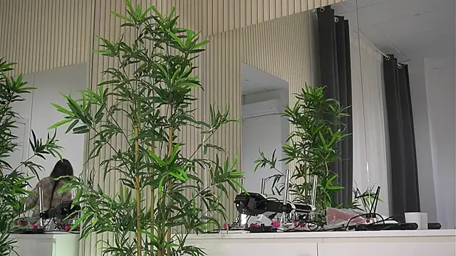 EmmaBlanco online show from 04/16/26, 05:08