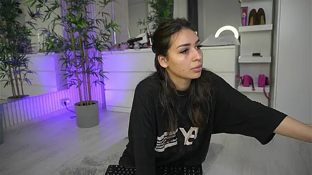 EmmaBlanco online show from 04/03/26, 05:58