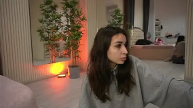 Snapshot of EmmaBlanco chatting on 02/19/26, 07:55 EmmaBlanco online show from 02/19/26, 07:55