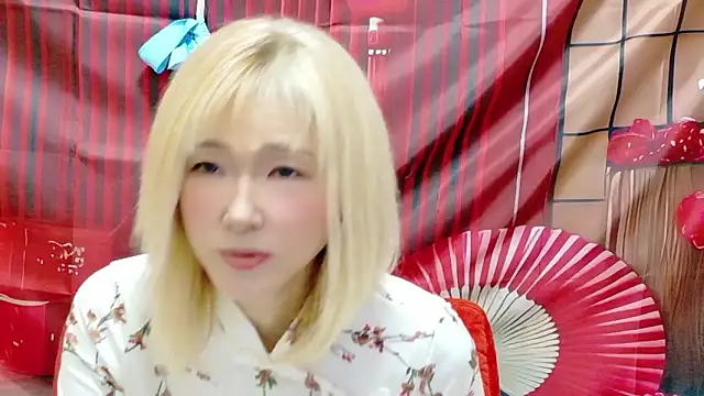 Snapshot of kimagure-fu- chatting on 07/11/26, 01:33 kimagure-fu- online show from 07/11/26, 01:33