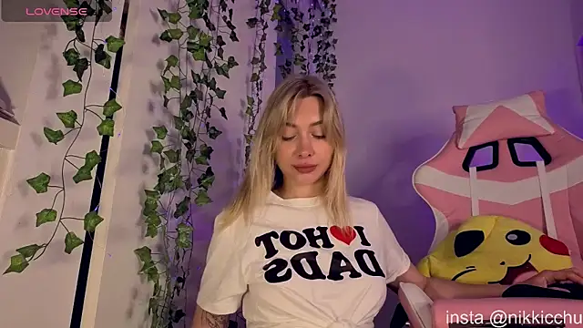 nikkichu online show from 04/19/26, 05:52