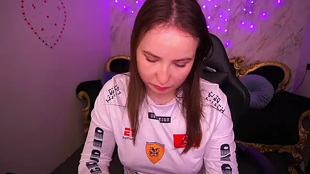 SofieBloom online show from 03/09/26, 04:05