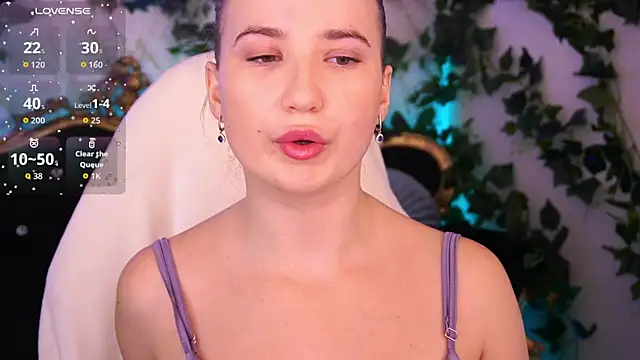 SofieBloom online show from 09/22/25, 04:24