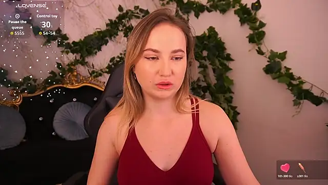 SofieBloom online show from 11/13/25, 11:19