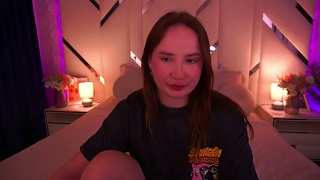 SofieBloom online show from 05/19/26, 10:39