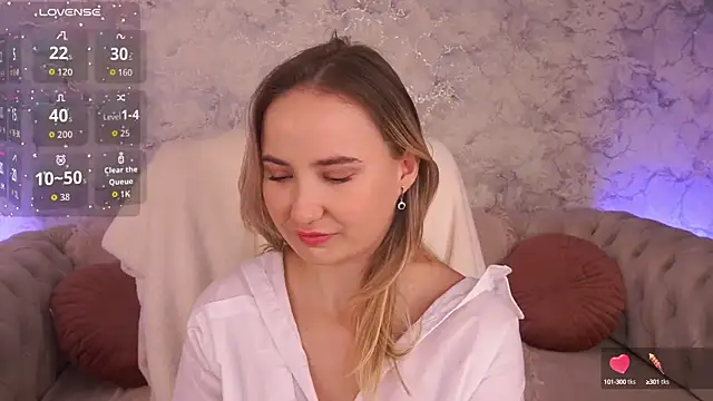 SofieBloom online show from 10/07/25, 10:55