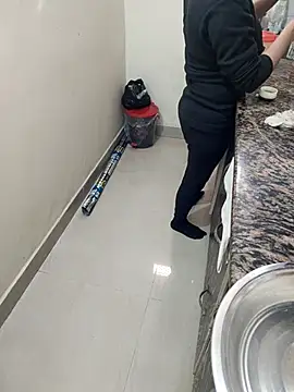 Snapshot of Pihu_Chopra chatting on 11/22/25, 03:38 Pihu Chopra online show from 11/22/25, 03:38