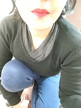 Snapshot of Pihu_Chopra chatting on 12/04/25, 02:54 Pihu Chopra online show from 12/04/25, 02:54