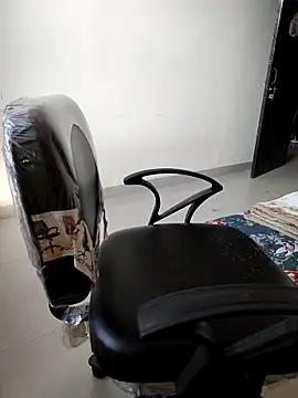 Snapshot of Pihu_Chopra chatting on 10/17/25, 03:43 Pihu Chopra online show from 10/17/25, 03:43