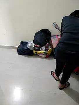 Snapshot of Pihu_Chopra chatting on 11/09/25, 02:32 Pihu Chopra online show from 11/09/25, 02:32