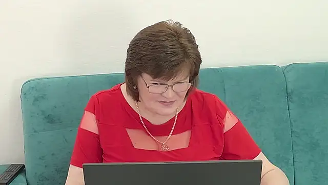 Snapshot of Sandra_Sunrise chatting on 10/13/25, 10:06 Sandra Sunrise online show from 10/13/25, 10:06