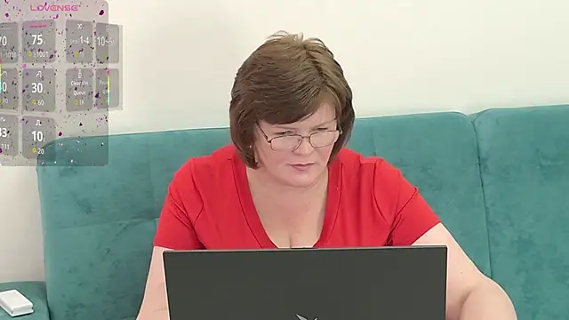 Snapshot of Sandra_Sunrise chatting on 10/07/25, 12:28 Sandra Sunrise online show from 10/07/25, 12:28