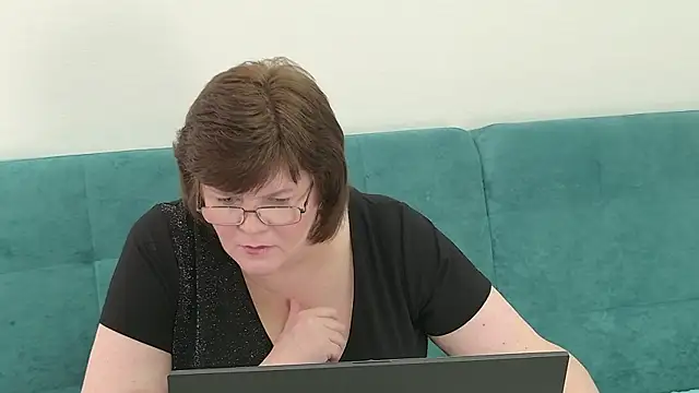 Sandra Sunrise online show from 11/08/25, 08:51