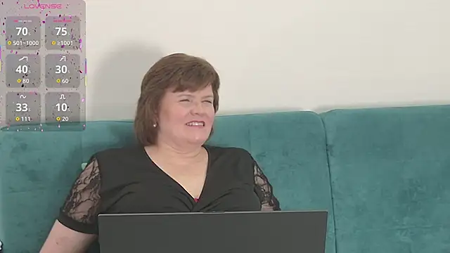 Snapshot of Sandra_Sunrise chatting on 09/14/25, 09:09 Sandra Sunrise online show from 09/14/25, 09:09