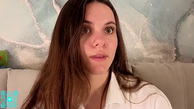 chloemilka online show from 04/23/26, 05:25