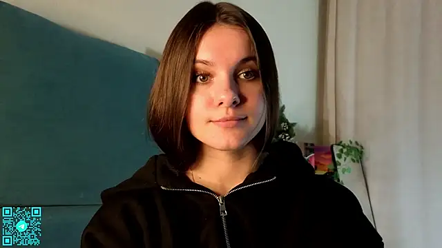 chloemilka online show from 03/22/26, 05:25