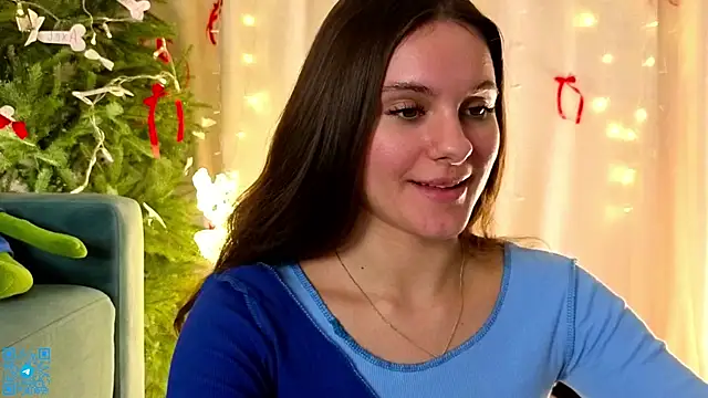 chloemilka online show from 12/20/25, 07:17