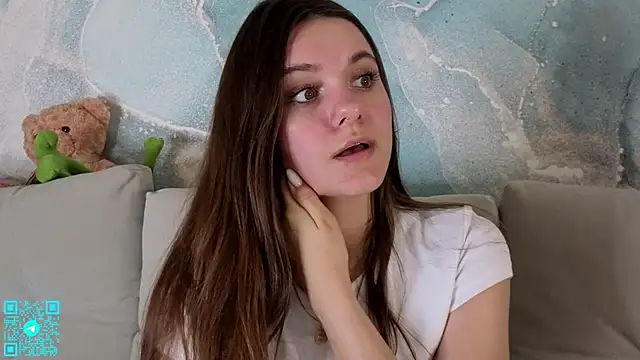 chloemilka online show from 06/04/26, 06:23