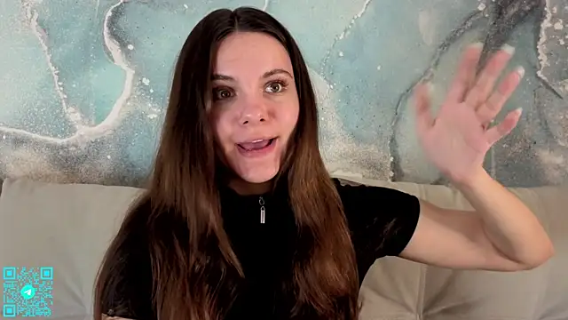 chloemilka online show from 04/18/26, 05:15