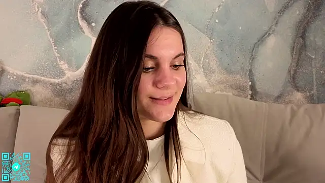 chloemilka online show from 04/28/26, 06:34