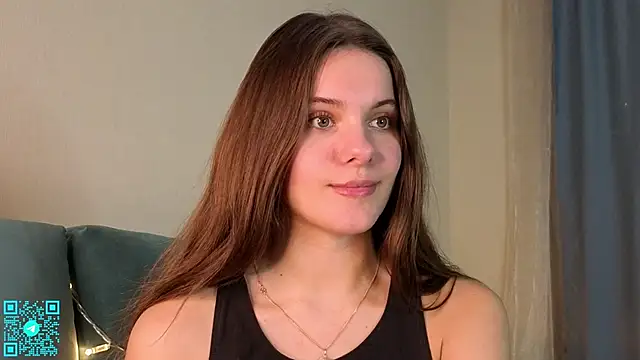 chloemilka online show from 10/24/25, 05:45