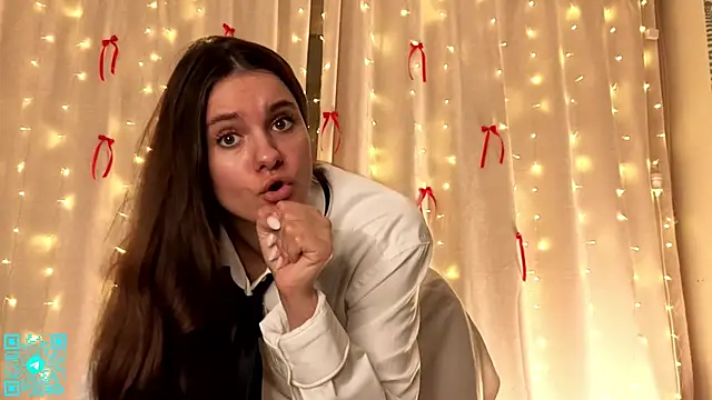 chloemilka online show from 02/20/26, 05:15