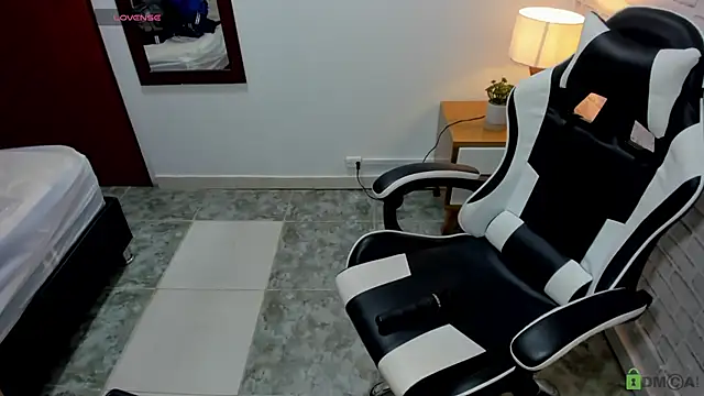 salome rojas  online show from 04/15/26, 07:58